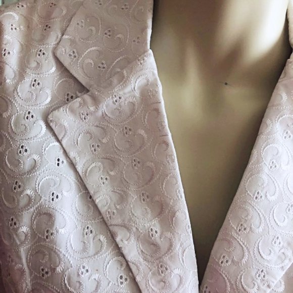 Gorgeous eyelet Tudor Court By Haband crisp white blazer Size L - Picture 6 of 14